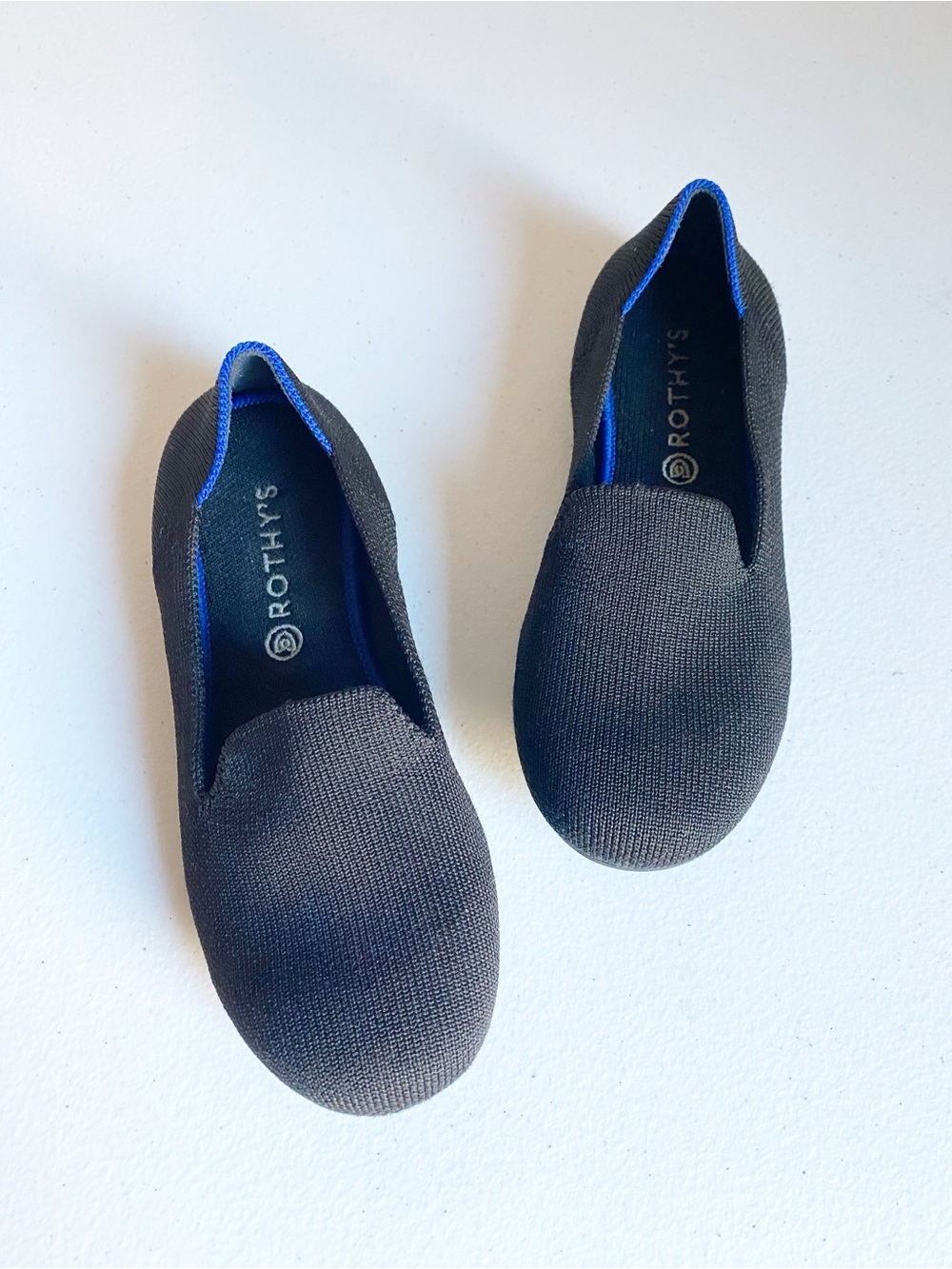 Rothy’s The Kids Loafer in Solid Black Size 1